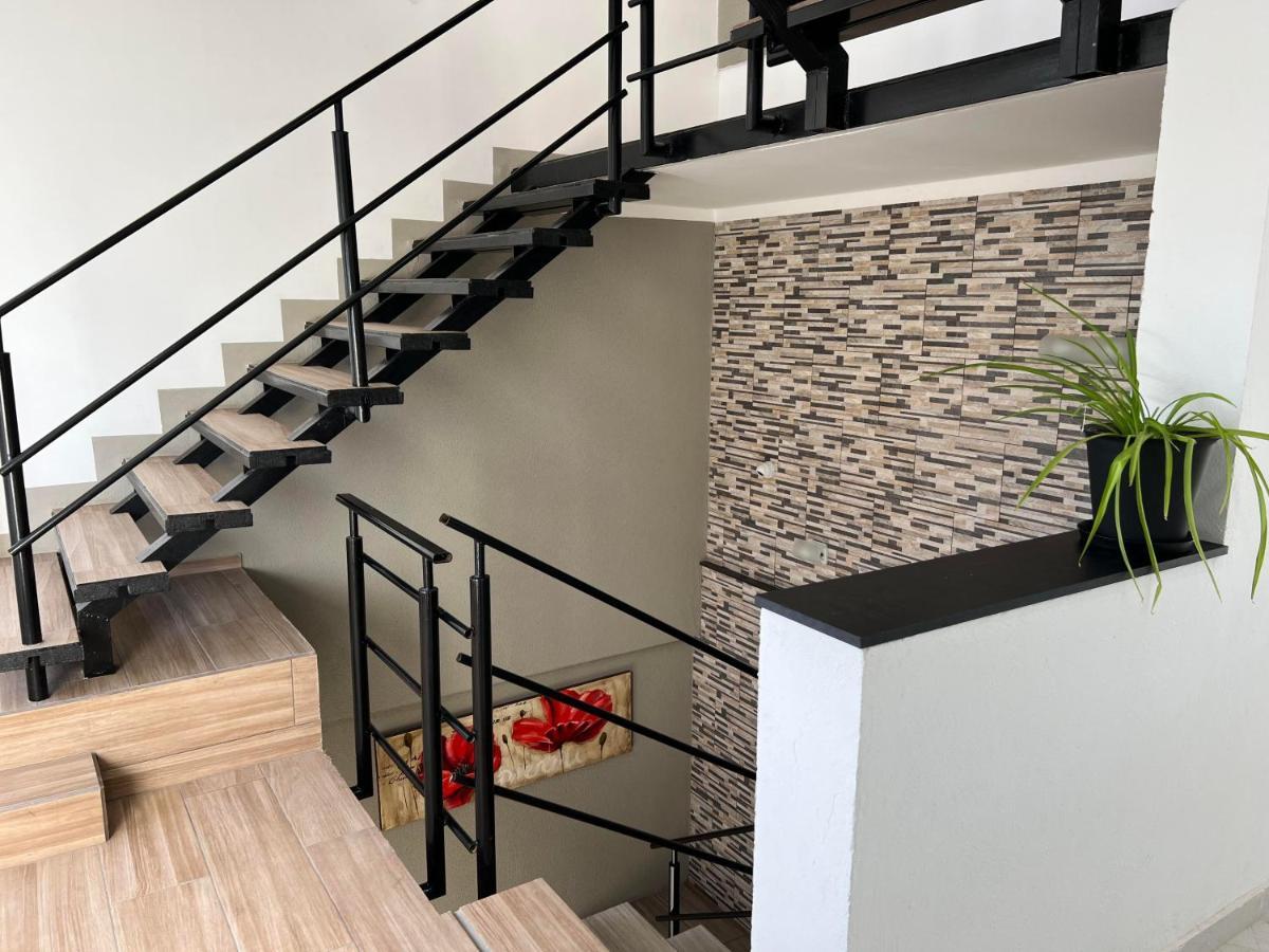 Apart Trelew 5 Екстериор снимка