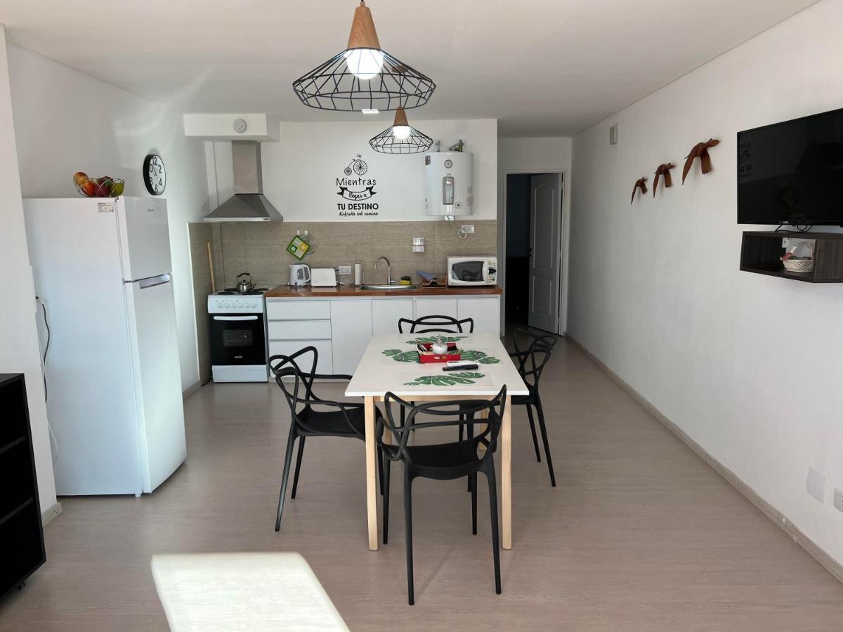 Apart Trelew 5 Екстериор снимка